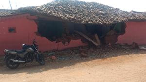 The Congress and JD(S) might have formed an alliance in Bengaluru, but this carried little weight in Mandya.(HT Photo) The Congress and JD(S) might have formed an alliance in Bengaluru, but this carried little weight in Mandya.(HT Photo)