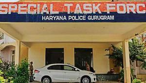 The STF teams are patrolling all party destinations across the city and all intercity and interstate borders to keep a check on various crimes, including drug peddling and vehicle lifting.(Parveen Kumar/HT Photos) The STF teams are patrolling all party destinations across the city and all intercity and interstate borders to keep a check on various crimes, including drug peddling and vehicle lifting.(Parveen Kumar/HT Photos)