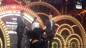 <p>Bollywood actor Akshay Kumar said he regrets not taking up 'Bhaag Milkha Bhaag'. Kumar, who attended the HT India's Most Stylish Awards 2019, said that he was offered the role but he took &ldquo;Once Upon a Time in Mumbai Dobaara!&rdquo; instead. </p>