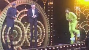 <p>Hindustan Times India's Most Stylish Awards seek to recognise the trendsetters and trailblazers in the Indian fashion scene. The most glamorous night in fashion and showbiz is back. Ranveer Singh won HT India's Most Stylish (Male) Readers' Choice Award 2019. The Gully boy actor even imitated Kapil Dev's bowling action on stage.</p>