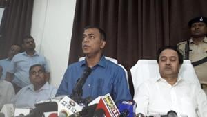 While declaring the results, BSEB chairman Anand Kishor and additional chief secretary, education department, RK Mahajan, said in science, arts and commerce streams both boys and girls topped the chart.(Santosh Kumar/HT Photo) While declaring the results, BSEB chairman Anand Kishor and additional chief secretary, education department, RK Mahajan, said in science, arts and commerce streams both boys and girls topped the chart.(Santosh Kumar/HT Photo)