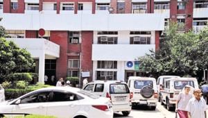 ‘Each flat owner must get one parking space’: Consumer forum to BMC(Photo by Chinmaya Sharma /Hindustan Times) ‘Each flat owner must get one parking space’: Consumer forum to BMC(Photo by Chinmaya Sharma /Hindustan Times)