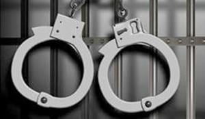 A 28-year-old man, accused in a cheating case, escaped from police custody, after he was produced at the holiday court in Bhoiwada on Sunday.(HT File) A 28-year-old man, accused in a cheating case, escaped from police custody, after he was produced at the holiday court in Bhoiwada on Sunday.(HT File)