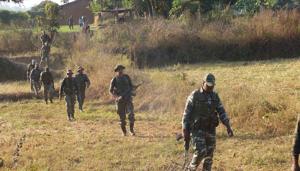 Security personnel are on their toes in Jharkhand, leaving no stone unturned in sanitising the routes and locations in the Maoist-hit regions ahead of the Lok Sabha elections in the state.(HT File / Photo used for representational purpose only) Security personnel are on their toes in Jharkhand, leaving no stone unturned in sanitising the routes and locations in the Maoist-hit regions ahead of the Lok Sabha elections in the state.(HT File / Photo used for representational purpose only)