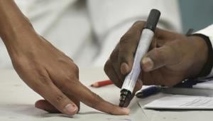 Mumbai, India - February 21, 2017: People cast their vote during the BMC elections at Ghodapdeo in Mumbai, India, on Tuesday, February 21, 2017. (Photo by Anshuman Poyrekar/Hindustan Times)(Anshuman Poyrekar/HT PHOTO) Mumbai, India - February 21, 2017: People cast their vote during the BMC elections at Ghodapdeo in Mumbai, India, on Tuesday, February 21, 2017. (Photo by Anshuman Poyrekar/Hindustan Times)(Anshuman Poyrekar/HT PHOTO)