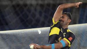 Wahab Riaz of Peshawar Zalmi practices during a training session at the National Cricket Stadium in Karachi on March 24, 2018, ahead of the Pakistan Super League final Peshawar Zalmi vs Islamabad United.(AFP) Wahab Riaz of Peshawar Zalmi practices during a training session at the National Cricket Stadium in Karachi on March 24, 2018, ahead of the Pakistan Super League final Peshawar Zalmi vs Islamabad United.(AFP)