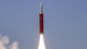 India used an indigenously developed ballistic missile interceptor to destroy one of its own satellites at a height of 300 km (186 miles), in a test aimed at boosting its defences in space.(PTI) India used an indigenously developed ballistic missile interceptor to destroy one of its own satellites at a height of 300 km (186 miles), in a test aimed at boosting its defences in space.(PTI)