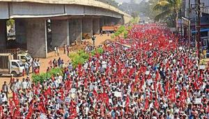 Thousands of farmers march from Nashik to Mumbai to protest against the government’s response to the distress in state’s farm sector and to press for their demands in February.(HT File) Thousands of farmers march from Nashik to Mumbai to protest against the government’s response to the distress in state’s farm sector and to press for their demands in February.(HT File)