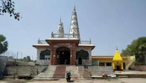 Women are not allowed inside theA shapuri temple in Bihar’s Nalanda during the Navratras.(HT Photo) Women are not allowed inside theA shapuri temple in Bihar’s Nalanda during the Navratras.(HT Photo)
