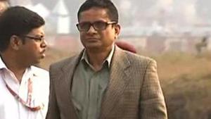 The CBI has now sought modification of the order so that it can arrest and interrogate Kumar. Asking Kumar to give its reply, the SC bench said it would take up CBI’s plea on April 15.(ANI) The CBI has now sought modification of the order so that it can arrest and interrogate Kumar. Asking Kumar to give its reply, the SC bench said it would take up CBI’s plea on April 15.(ANI)