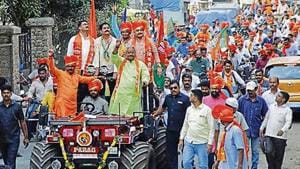 Shiv Sena’s sitting member of Parliament (MP) from Shirur in Pune district, Shivajirao Adhalrao Patil, in his ‘vijayrath’ driven by businessman Prasad Abhang