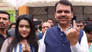 Chief minister Devendra Fadnavis at a polling station in Nagpur.(SUNNY SHENDE) Chief minister Devendra Fadnavis at a polling station in Nagpur.(SUNNY SHENDE)