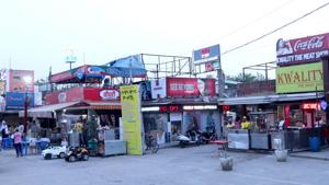 Gurugram, India-April 11, 2019: A view of the HUDA market, Sector 56, in Gurugram, India, on Thursday, April 11, 2019. The market is going to be revamped as a “model market”, Municipal Corporation of Gurugram (MCG) officials said on Thursday. (Photo by Yogendra Kumar/Hindustan Times)(Yogendra Kumar/HT PHOTO) Gurugram, India-April 11, 2019: A view of the HUDA market, Sector 56, in Gurugram, India, on Thursday, April 11, 2019. The market is going to be revamped as a “model market”, Municipal Corporation of Gurugram (MCG) officials said on Thursday. (Photo by Yogendra Kumar/Hindustan Times)(Yogendra Kumar/HT PHOTO)