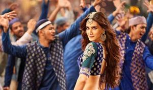 Kriti Sanon has her own dance number in Kalank, Aira Gaira. Kriti Sanon has her own dance number in Kalank, Aira Gaira.