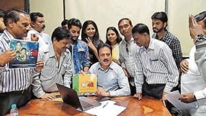 BJP leader Girish Mahajan (centre) at release of the music of the film ‘Notebandi Sahi Hai’ last month.(HT Photo) BJP leader Girish Mahajan (centre) at release of the music of the film ‘Notebandi Sahi Hai’ last month.(HT Photo)