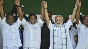 The PMK and its founder S Ramadoss (centre) are betting on the BJP returning to power with a significantly smaller majority.(PTI File Photo) The PMK and its founder S Ramadoss (centre) are betting on the BJP returning to power with a significantly smaller majority.(PTI File Photo)