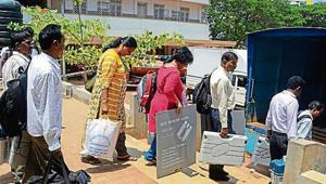 The government mandated a merger of the public sector Vijaya Bank and Dena Bank with Bank of Baroda on April 1, to create a more competitive financial institution.(HT Photo) The government mandated a merger of the public sector Vijaya Bank and Dena Bank with Bank of Baroda on April 1, to create a more competitive financial institution.(HT Photo)