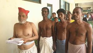 Anjani turns up at Ranchi collectorate in towel(HT)