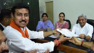 BJP candidate for Jaipur (Rural) seat Rajyavardhan Singh Rathore filed his nomination for the upcoming Lok Sabha in Jaipur on Tuesday, April 16, 2019.(ANI) BJP candidate for Jaipur (Rural) seat Rajyavardhan Singh Rathore filed his nomination for the upcoming Lok Sabha in Jaipur on Tuesday, April 16, 2019.(ANI)