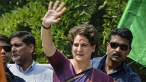 Priyanka will address a corner meeting at Amethi’s Phoolbagh crossing and end her road show at Bada Chauraha from where she will leave for Lucknow by road.(PTI)