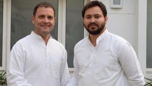 Congress president Rahul Gandhi with RJD leader Tejashwi Prasad Yadav.(HT file photo)