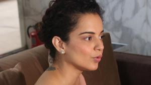 Kangana Ranaut during her birthday celebrations at her residence in Mumbai's Bandra.(IANS) Kangana Ranaut during her birthday celebrations at her residence in Mumbai's Bandra.(IANS)