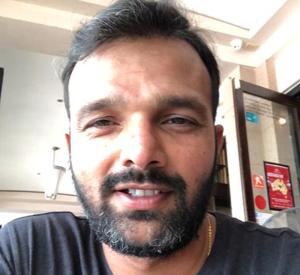Kedar Shah said that better infrastructure like roads and metro are the issues that matter to him today.(HT PHOTO)