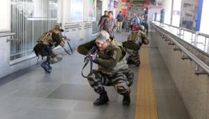 According to a senior officer, any commando hit with by paintball will leave the mock drill and be required to refine their armed combat skills.(Parveen Kumar/Hindustan Times) According to a senior officer, any commando hit with by paintball will leave the mock drill and be required to refine their armed combat skills.(Parveen Kumar/Hindustan Times)