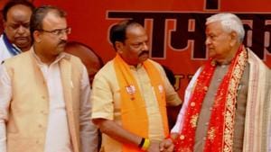 Chief minister Raghubar Das greets BJP nominee candidate PN Singh (Photo-Bijay-Hindustan Times)Story/Pankaj Kumar
