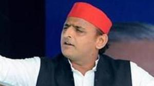 Samajwadi party leader Akhilesh Yadav on Tuesday alleged that EVMs in many areas were recording votes in favour the BJP amid reports of glitches from various states during the third phase of polling for 117 seats in 15 states.(PTI)