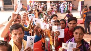 There are 61 candidates in the fray in the Lok Sabha seats and 356 candidates in assembly constituencies.(ARABINDA MAHAPATRA/HT PHOTO) There are 61 candidates in the fray in the Lok Sabha seats and 356 candidates in assembly constituencies.(ARABINDA MAHAPATRA/HT PHOTO)