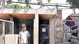 This is not the first custodial death in Madhya Pradesh this year. A youth had died in custody in Morena district in February following which there were clashes between the police and villagers. (Image for representational purpose only).(HT PHOTO) This is not the first custodial death in Madhya Pradesh this year. A youth had died in custody in Morena district in February following which there were clashes between the police and villagers. (Image for representational purpose only).(HT PHOTO)