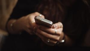 As part of the study, the researchers found that receiving unwanted texts and sexting under coercion was also associated with lower self-esteem.(Unsplash) As part of the study, the researchers found that receiving unwanted texts and sexting under coercion was also associated with lower self-esteem.(Unsplash)