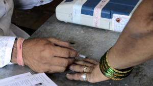 With the completion of polling for the Pune and Baramati constituencies, political parties have now shifted their focus to Maval and Shirur constituencies in Pune district which will vote on April 29.(PHOTO FOR REPRESENTATION PURPOSE ONLY) With the completion of polling for the Pune and Baramati constituencies, political parties have now shifted their focus to Maval and Shirur constituencies in Pune district which will vote on April 29.(PHOTO FOR REPRESENTATION PURPOSE ONLY)