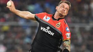Royal Challengers Bangalore's cricketer Dale Steyn bowls during the 2019 Indian Premier League (IPL).(AFP) Royal Challengers Bangalore's cricketer Dale Steyn bowls during the 2019 Indian Premier League (IPL).(AFP)