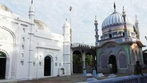 AtPatna’s Mitan Ghaat mosque, women namazees will have an exclusive corner for the prayers and recitation of the Quran during the month of Ramzan.(HT Photo) AtPatna’s Mitan Ghaat mosque, women namazees will have an exclusive corner for the prayers and recitation of the Quran during the month of Ramzan.(HT Photo)