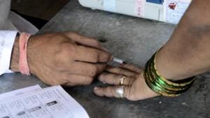 More than 10 million voters will decide on APril 29 the fate of 108 candidates in the parliamentary constituencies of Sidhi, Shahdol, Mandla, Jabalpur, Balaghat and Chhindwara.(HT file photo) More than 10 million voters will decide on APril 29 the fate of 108 candidates in the parliamentary constituencies of Sidhi, Shahdol, Mandla, Jabalpur, Balaghat and Chhindwara.(HT file photo)