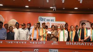 Seven ex-Army officers join BJP(BJP/Twitter) Seven ex-Army officers join BJP(BJP/Twitter)
