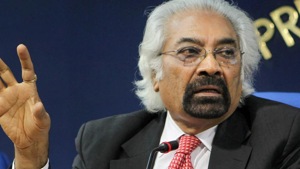 Pitroda said Nyuntam Aay Yojana (Nyay) is the most important scheme -- poverty will be attacked by providing Rs 72,000 annually to every poor family.(HT Photo) Pitroda said Nyuntam Aay Yojana (Nyay) is the most important scheme -- poverty will be attacked by providing Rs 72,000 annually to every poor family.(HT Photo)