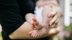 Key metabolite levels ramp up during the time babies’ brains experience exponential growth.(Unsplash) Key metabolite levels ramp up during the time babies’ brains experience exponential growth.(Unsplash)