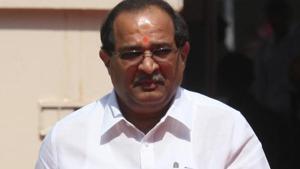 Radhakrishna Vikhe-Patil stayed away from Congress president Rahul Gandhi’s rally at Sangamner in Ahmednagar district on Friday(HT/PHOTO) Radhakrishna Vikhe-Patil stayed away from Congress president Rahul Gandhi’s rally at Sangamner in Ahmednagar district on Friday(HT/PHOTO)