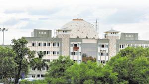 Taking benefit of the 5 to 10 per cent rebate scheme, 61 per cent Pune Municipal Corporation (PMC) residents paid property tax online this year.(HT FILE PHOTO) Taking benefit of the 5 to 10 per cent rebate scheme, 61 per cent Pune Municipal Corporation (PMC) residents paid property tax online this year.(HT FILE PHOTO)