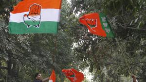 A day before 72 seats across nine states go to polls in the fourth phase of the Lok Sabha elections, Congress president Rahul Gandhi renewed his attack on the Centre over issues faced by farmers .(HT File Photo)