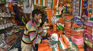 The electoral wave seemed to be missing in the first three round, partly, because of the nature of the electoral contest in these rounds.(Raj K Raj/HT PHOTO) The electoral wave seemed to be missing in the first three round, partly, because of the nature of the electoral contest in these rounds.(Raj K Raj/HT PHOTO)