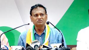Udit Raj at a press conference at the Rajasthan COngress unit office in Jaipur on Tuesday.(HT PHOTO) Udit Raj at a press conference at the Rajasthan COngress unit office in Jaipur on Tuesday.(HT PHOTO)