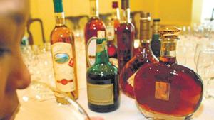 At least five people died and 28 others fell ill on Tuesday after they allegedly consumed spurious liquor in a “post-election feast” in Odisha’s Bhadrak district, police said.(Representative Image) At least five people died and 28 others fell ill on Tuesday after they allegedly consumed spurious liquor in a “post-election feast” in Odisha’s Bhadrak district, police said.(Representative Image)