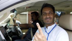 NCP candidate Parth Pawar after casting his vote in Maval, on Monday, April 29, 2019.(Rahul Raut / HT Photo) NCP candidate Parth Pawar after casting his vote in Maval, on Monday, April 29, 2019.(Rahul Raut / HT Photo)