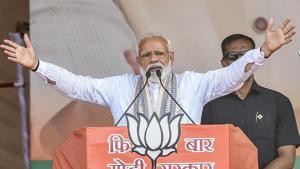 Prime Minister Narendra Modi addresses an election at Haidargarh in Barabanki district on April 30.(PTI) Prime Minister Narendra Modi addresses an election at Haidargarh in Barabanki district on April 30.(PTI)