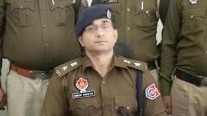 The move comes a day after two Punjab Police assistant sub-inspectors, who were absconding for the past one month with the said amount, were arrested by Kerala Police from a Kochi hotel.(HT Photo) The move comes a day after two Punjab Police assistant sub-inspectors, who were absconding for the past one month with the said amount, were arrested by Kerala Police from a Kochi hotel.(HT Photo)