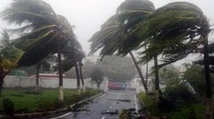 Strong winds and heavy rainfall hit Puri as Cyclone Fani made landfall in the district on Friday.(ANI PHOTO) Strong winds and heavy rainfall hit Puri as Cyclone Fani made landfall in the district on Friday.(ANI PHOTO)